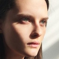 Elena Melnik Nua