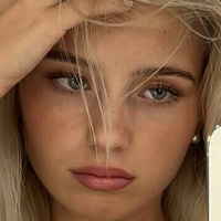 Elena Zoe Nua