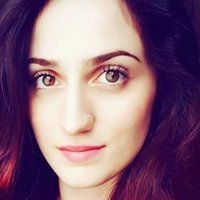 Elif Khan Nua