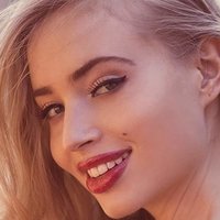 Elisabeth Ferrara Nua