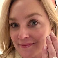 Elisabeth Röhm Nua