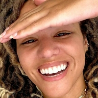 Elle Osili-Wood Nua