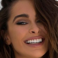 Ellie Gonsalves Nua
