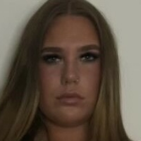 ellierobsxx Nua