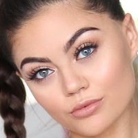 Emily Canham Nua