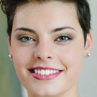 Emily D'Angelo Nua