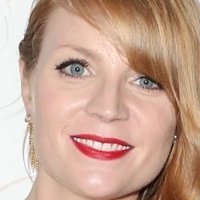 Emily Tarver Nua