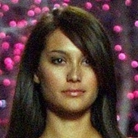 Emma Heming Nua