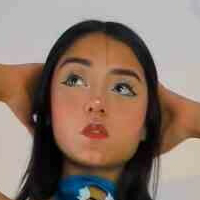 Emma_Torres__ Nua