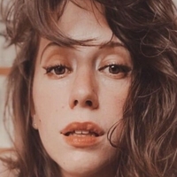 Fern Riddell Nua