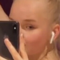 Fiona Kaiser Nua