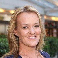 Fiona Scott Nua