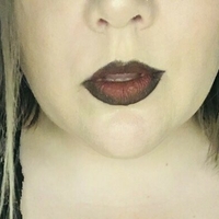 free-radiantlyrowan Nua