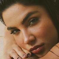 Gabriela Versiani Nua