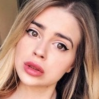 Ginevra Lambruschi Nua