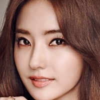 Han Chae-young Nua
