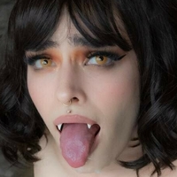 hollyandhairy Nua