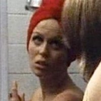 Jacki Weaver Nua