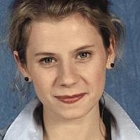 Jaqueline Svilarov Nua