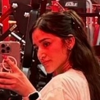 jasmine.rguez_777 Nua