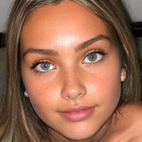 jazmin-beau Nua