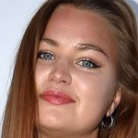 Jennifer Akerman Nua