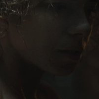 Jessie Buckley Nua