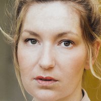 Julia Jelinek Nua