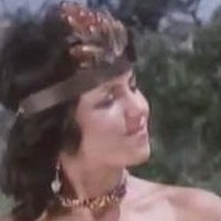 Julie Newdow Nua