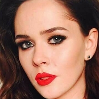 Julija Sanina Nua