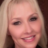 Karen Foster Nua
