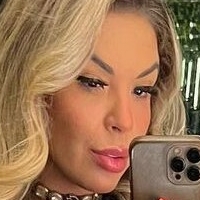 Karine Pontes Nua