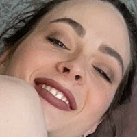 kate_greey Nua