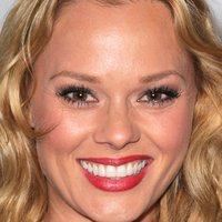 Kate Levering Nua