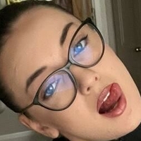 KateMeina Nua