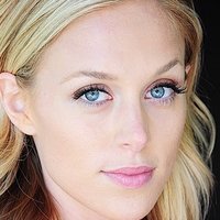 Katie Gunderson Nua