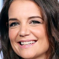 Katie Holmes Nua