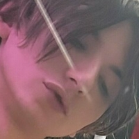 kris_srose Nua