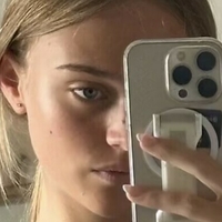 Kyla Dodds Nua
