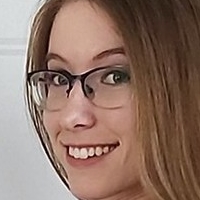 Lacey Bloom Nua