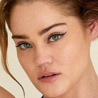 Laney DeGrasse Nua