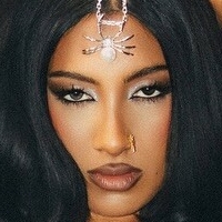 LARA RAJ / lararajj (member of KATSEYE) Nua