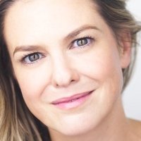 Larisa Oleynik Nua