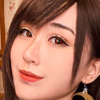 Larissa Rochefort Nua