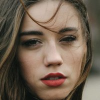 Laura Kokinova Nua