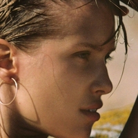 Laura Oganessian Nua