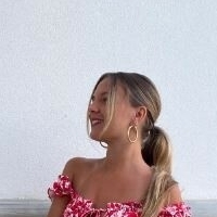 Laura Schwarzer Nua