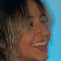 Laura Valentina Nua