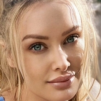 lauraluxfree Nua