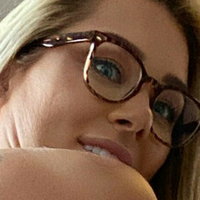 lauranvickers Nua